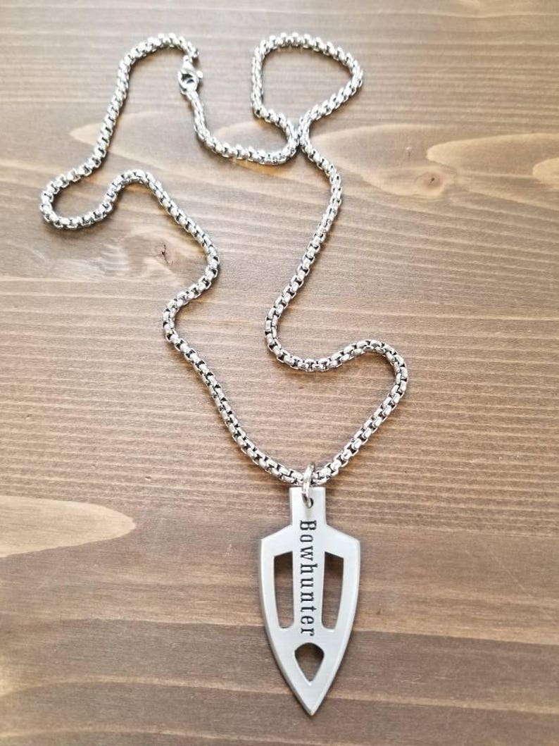 BOWHUNTER Necklace Bowhunting Broadhead Necklace Hunting Gifts Etsy