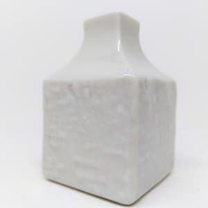 Vintage Vase Sgrafo Modern – 1960s German Mid Century Modernist Porcelain Design 1966 – White Rock Relief Form # 1868 – Minimalism – Small