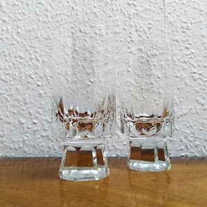 2 vintage Friedrich Kristall Stella White Wine Crystal Glass Prism Foot – 1960s Mid Century Modernist German Barware – Aperitif Cocktail