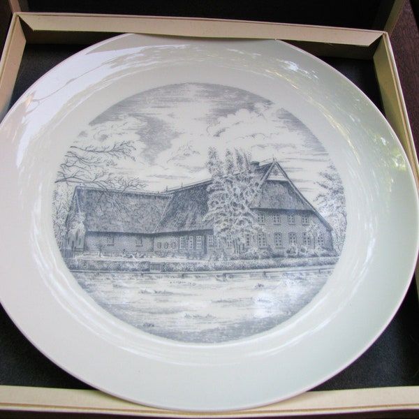 1960s Wallplate Fuerstenberg Porcelain – Farmhouse Gülck Wakendorf Schleswig Holstein – German Mid Century – Black White Fürstenberg Plate