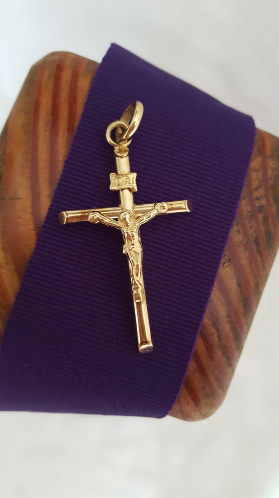 Lovely Large Crucifix Pendant In 14k Yellow Gold Eb657 - Large Gold Cross Pendant