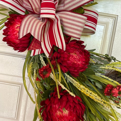 Country Farmhouse Grapevine wreath, Country wreath, shops Red Mum wreath, Red Mums decor, Country decor, Grapevine wreath, Door wreath, Farmhouse