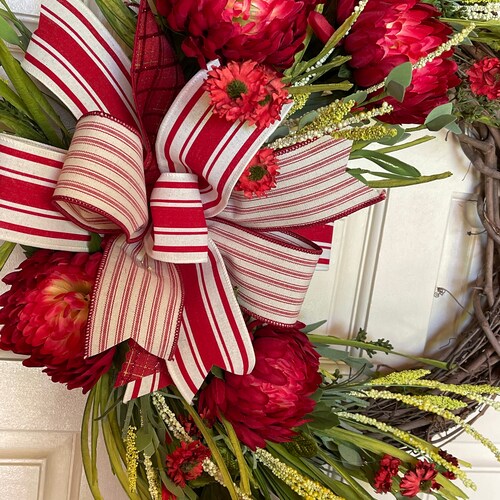 Country Farmhouse Grapevine wreath, Country wreath, shops Red Mum wreath, Red Mums decor, Country decor, Grapevine wreath, Door wreath, Farmhouse