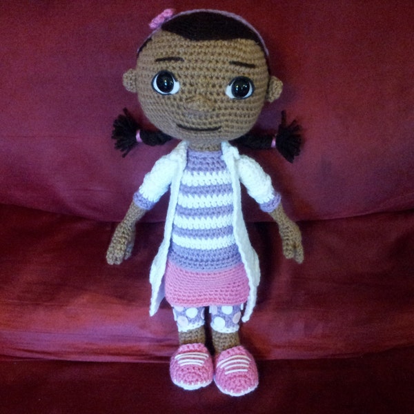 Patron au crochet Doc McStuffins (PAS le jouet fini)