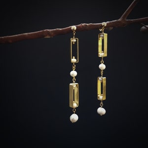 Long Brass and Freshwater Pearl Earrings, Brass Geometric Dangle Earrings. Minimalist Earrings.