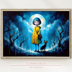 Puede incluir: Una pintura de una niña con un impermeable amarillo de pie en un bosque oscuro con un gato negro. La niña tiene ojos azules y cabello oscuro. El bosque está lleno de árboles altos y una luna llena brilla en el cielo.