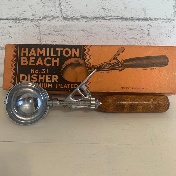 Hamilton Beach #31 Disher Scoop in Box - Ice Cream / Serving