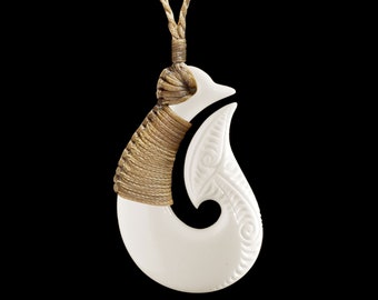 Hand Made Bound Maori Matau (Fish Hook) bone carving Necklace from New Zealand