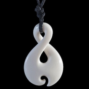 Small Twist Bone Carving Pendant From New Zealand