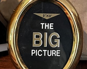 Small oval vintage brass photo frame Vintage