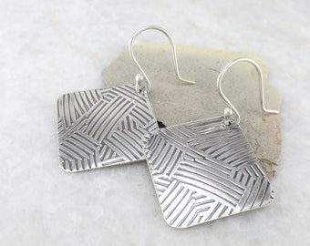 Handmade Square Minimalist Silver Earrings with Patina, Geometric Dangle Earrings for Sensitive Ears, Small Drop Earrings for Daily Wear