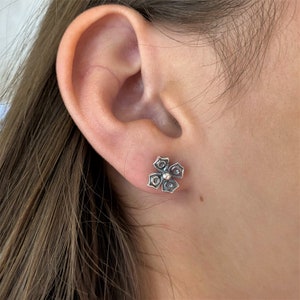 Lucky Flour Leaf Clover Post Earrings, Rustic Sterling Silver Shamrock Stud Earrings, Minimalist Casual Everyday Earrings, Best Friend Gift