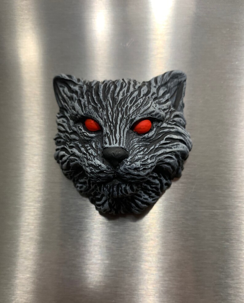 Creepy Cat Magnet