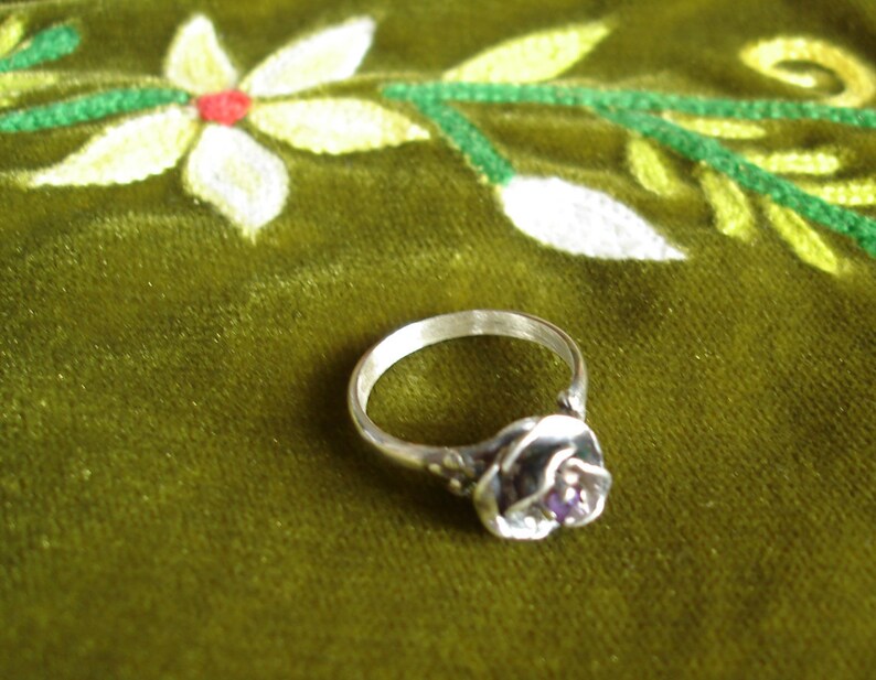 Modeled Rose ring with small amethyst 925 blackened Sterling silver image 1