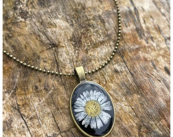 real daisy | necklace | oval | bronze | black