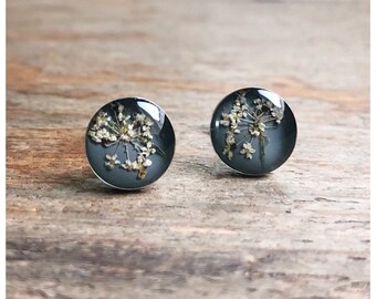 small stud earrings | real silver | real wild carrot flowers | gray | each approx. 9 mm diameter