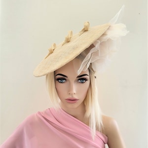Large Blush Pink Flower Percher Hat,  Fascinator, Beige Saucer, Races Hatinator, wedding headpiece,