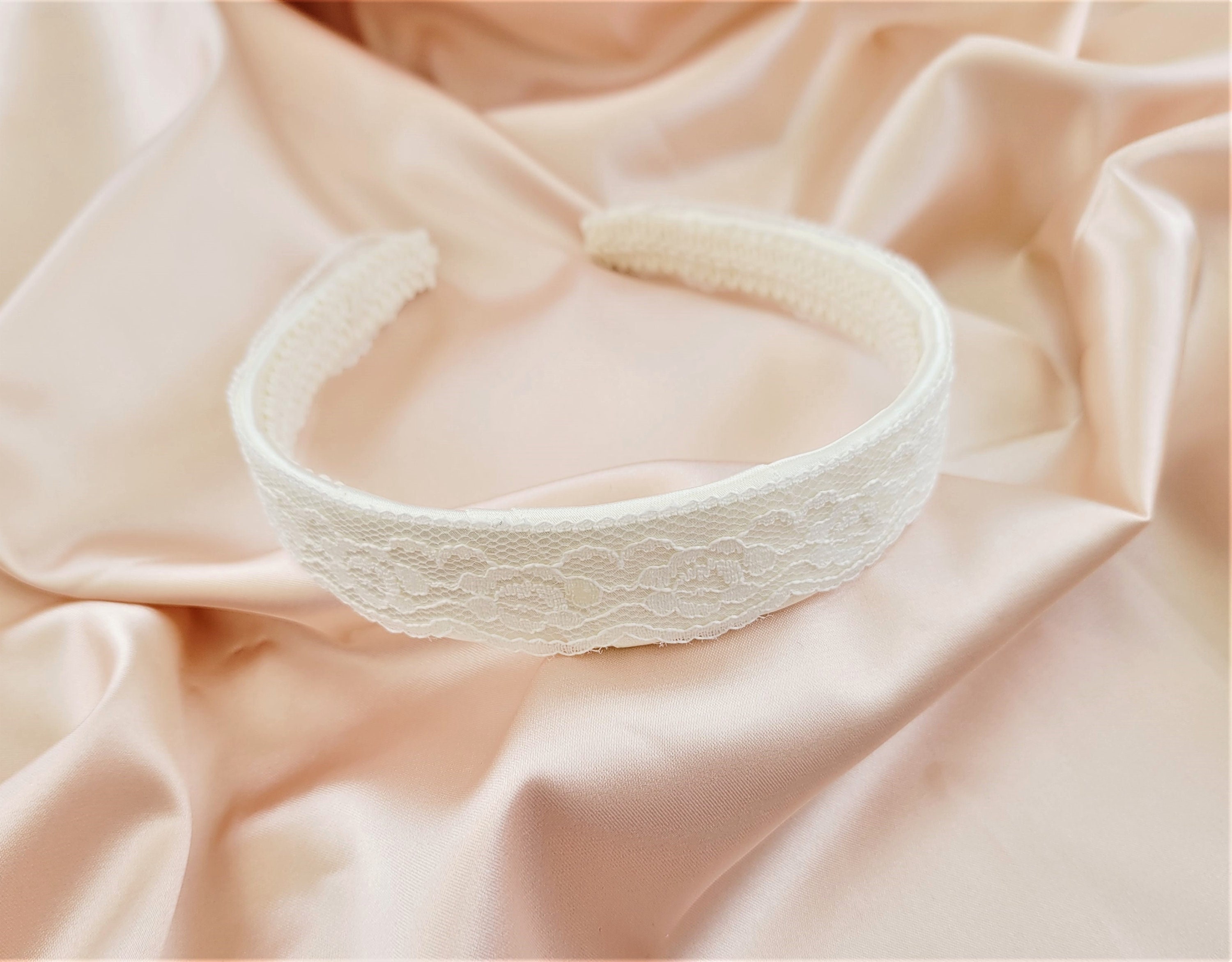 A Pretty Ivory Corded Alice Hair Band 