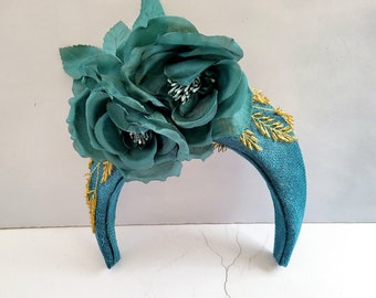 Teal Halo Fascinator Headband, with Silk flowers and Gold Beads, Lightweight Races Headpiece