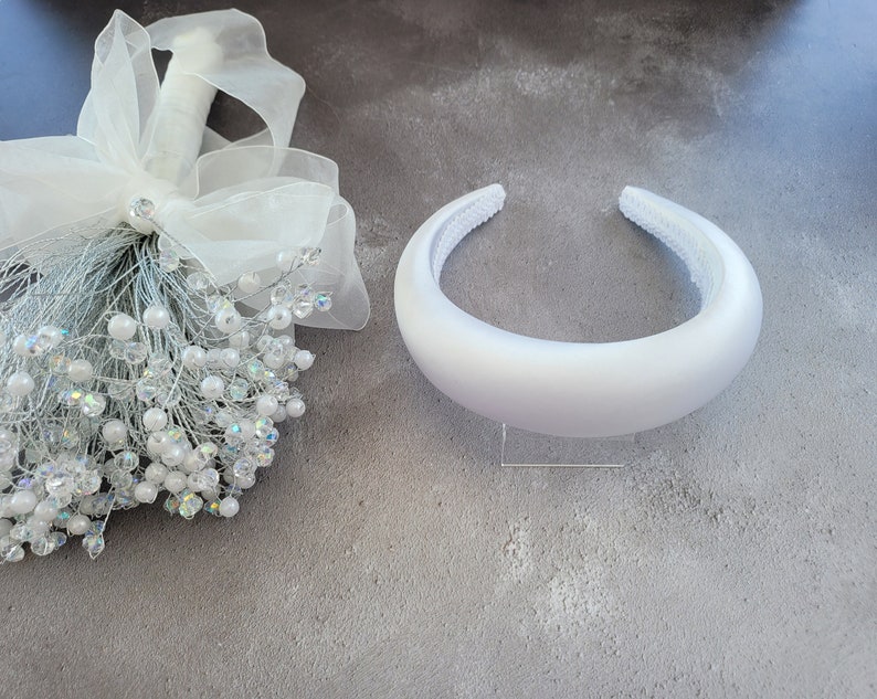 Weißes Seiden-Stirnband mit abgerundeter Polsterung Duchess Satin 4 cm breit 2 cm hoch Braut Kopfschmuck Bild 5