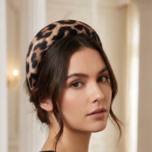Bandeau rembourré extra large en velours léopard, chapeau pour invité de mariage, casque de course
