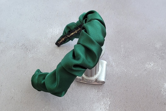 Green Silk Headband, Ruched Ruffle Scrunchie Headpiece, PURE  display picture 1