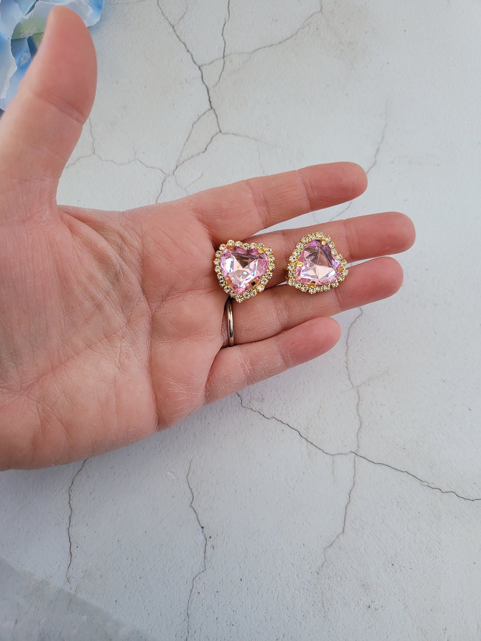 Pink diamond ♦️ clip earrings