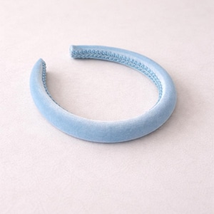 POWDER NWT Ladies Blue Padded Velvet Beaded Headband Amazon.com : Wecoe Blue Rhinestone Headband Women Fashion  main image 4