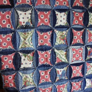 Manta de picnic de retazos hecha con tela vaquera reciclada (115 x 137 cm)