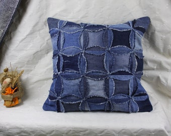 Federa da tiro patchwork in denim da 17 "x 17" realizzata con jeans riciclati