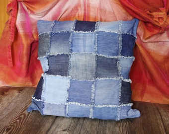 Federa da tiro patchwork in denim da 18 "x 17,5" realizzata con jeans riciclati