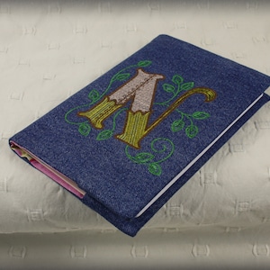 Funda de cuaderno reciclada en denim, bordado personalizado, letra en denim, bloc de notas, diario, papelería