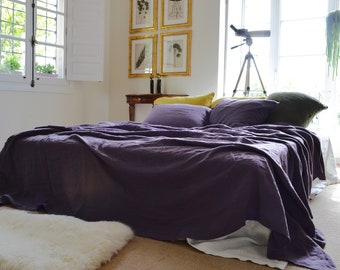 Set of Blueberry Milk medium weight linen sheets. Luxurious linen bedding.