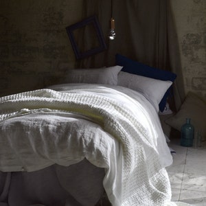 Antique white stonewashed linen quilt/duvet cover. Pure linen bedding. All sizes image 1