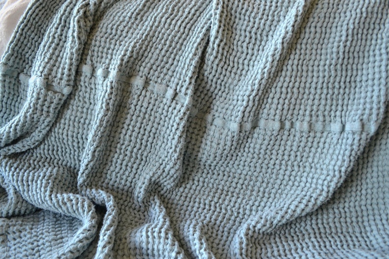 Large size Super Heavy Duck Egg Blue Waffle Textured Stonewashed Linen Throw Bed cover Linen Blanket