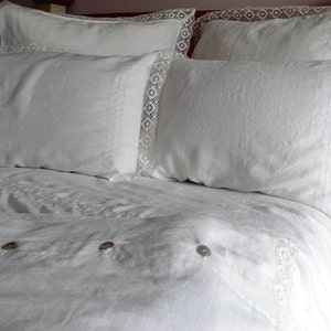 Provincial Living. Pure linen pillowcase with white linen lace. Antique white. Vintage inspired linen bedding image 5