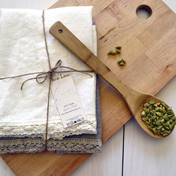 100% natural linen handmade tea towel with lace, Ivory/Natural colours