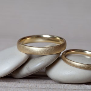 Matte Wedding ring set, 14k Gold Ring set, 18Ct textured Wedding bands, solid gold Rings Bride Groom, matte classic wedding bands