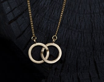 Infinity gold necklace, entwined circles gold chain, interlocking circles necklace, mother day present minimal, gold necklace minimalist