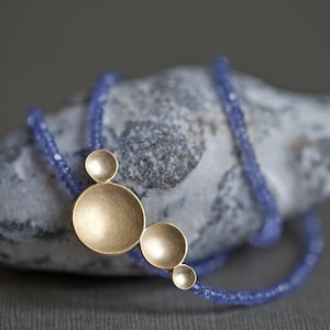 Tanzanite necklace with gold pendant, Gemstone collier Gold, Tansanite gold necklace, collier with faceted tansanite, blue lilac tanzanite