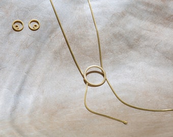 Adjustable gold-plated necklace, minimalist gold necklace, kinetic jewelry, necklace with ring, Jewelry for Architect, minimal gold necklace