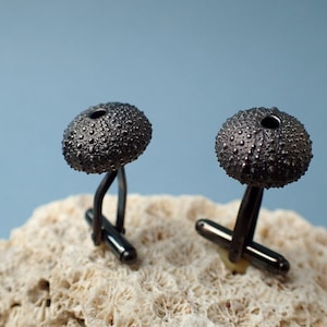 Anthracite ocean cufflinks, Sea urchin cufflinks black, wedding jewelry ocean jewelry man, nautical jewelry for him, shell cufflink wedding