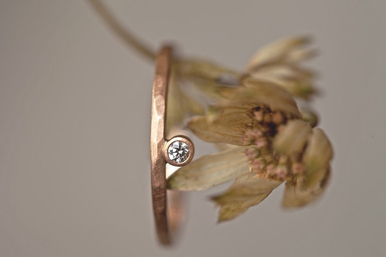 Rosegold 8k Diamond ring, engagement ring brilliant, hammered gold ring white stone, minimal diamond ring, matte gold, white diamond ring image 1