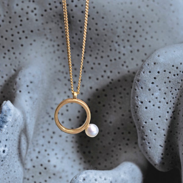 Collier en or avec perle géométrique, collier de perles minimal plaqué or, collier de mariée plaqué or, pendentif en perles circulaires, collier de perles de mariage