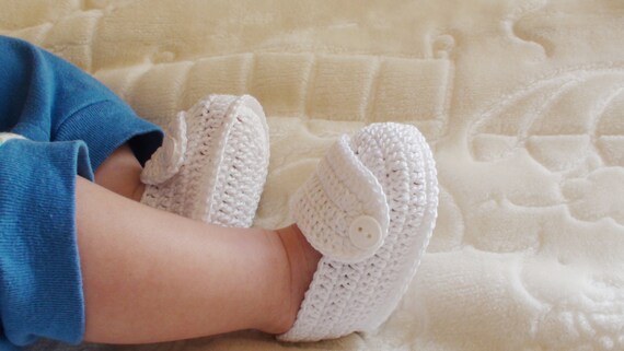 baby boy white booties