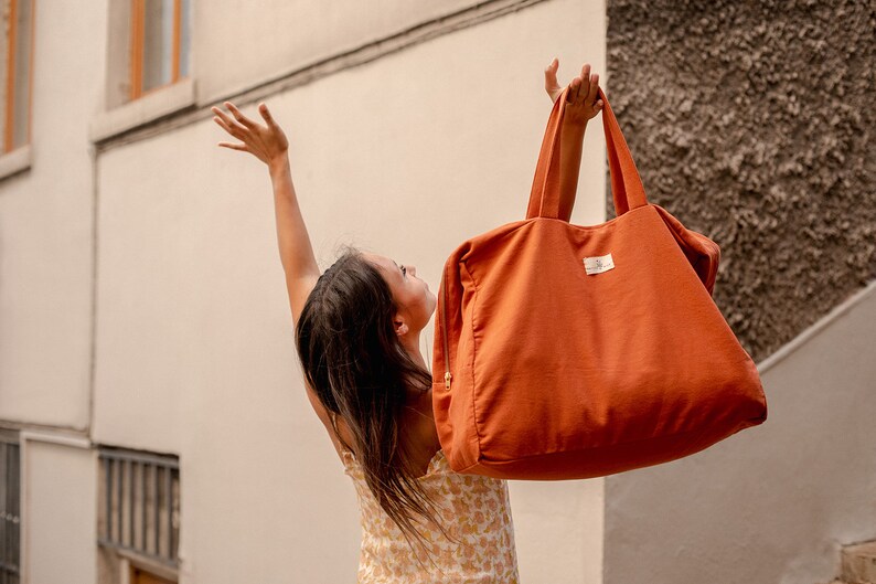 Terracotta organic cotton weekender bag image 1