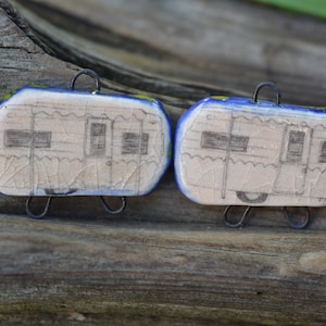 ¡Remolque de camping! - Conectores de cuentas de porcelana hechos a mano