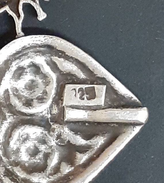 Solid hallmarked 925 silver antique durga pendant… - image 3