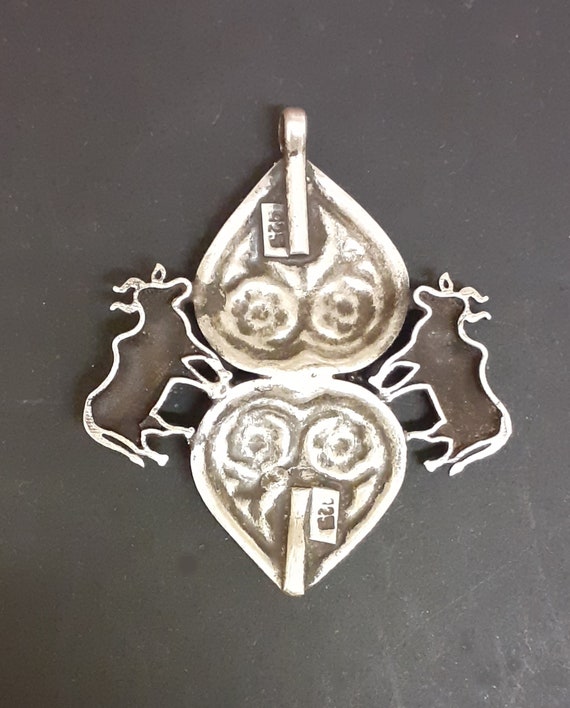 Solid hallmarked 925 silver antique durga pendant… - image 2