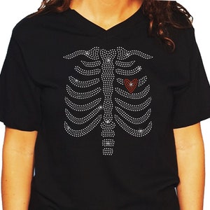 Women&#39;s / Unisex Rhinestone T-shirt &quot; Skeleton Torso with Heart &quot; Bling Tee